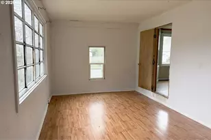 870 Kelly Blvd, Springfield, OR 97477 - Photo 9