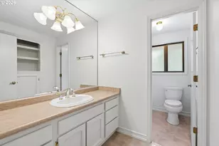12845 SE Where Else Ln, Milwaukie, OR 97222 - Photo 11