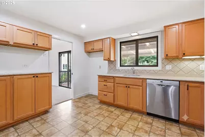 12845 SE Where Else Ln, Milwaukie, OR 97222 - Photo 7