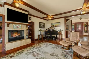 563 Lillian Ln, Roseburg, OR 97471 - Photo 5