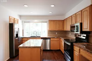 14584 Rainbow Dr, Lake Oswego, OR 97035 - Photo 15