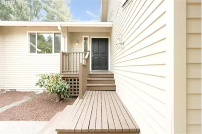 14584 Rainbow Dr, Lake Oswego, OR 97035 - Photo 3