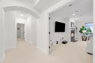 1811 NW Cedar Rdg Dr, Portland, OR 97229 - Photo 29