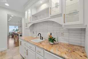 1811 NW Cedar Rdg Dr, Portland, OR 97229 - Photo 23