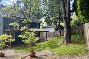 735 SW Caldew Dr, Portland, OR 97219 - Photo 31