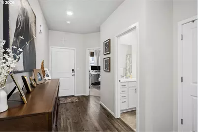 2769 V St, Springfield, OR 97477 - Photo 3