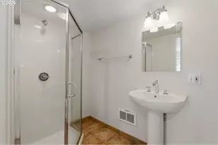9592 NW Arborview Dr, Portland, OR 97229 - Photo 25