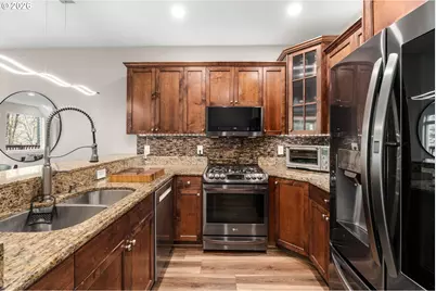 4936 SW Slavin Rd, Portland, OR 97239 - Photo 5