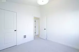 6537 SE Woodstock Blvd, Portland, OR 97206 - Photo 17