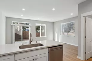 2417 NE 54th St, Vancouver, WA 98663 - Photo 7