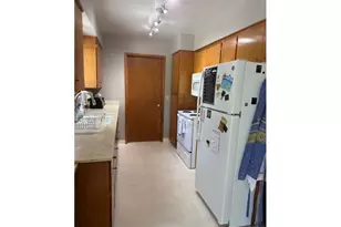 1060 NW 107th Ave, Portland, OR 97229 - Photo 15