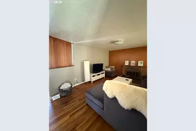 1060 NW 107th Ave, Portland, OR 97229 - Photo 9