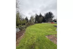 1060 NW 107th Ave, Portland, OR 97229 - Photo 25