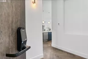 21 D Ave, Lake Oswego, OR 97034 - Photo 3