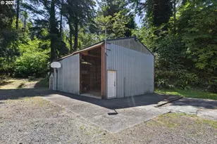 1060 NW Sunset Dr, Toledo, OR 97391 - Photo 43