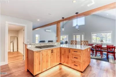 1060 NW Sunset Dr, Toledo, OR 97391 - Photo 13