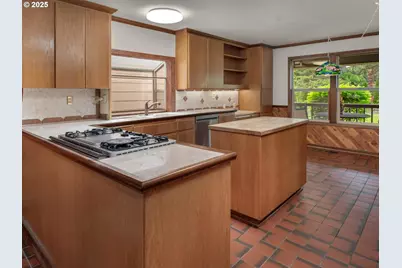 18036 NW Emmaus Ln, Portland, OR 97231 - Photo 11