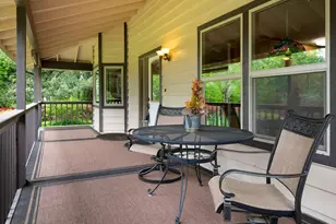 18036 NW Emmaus Ln, Portland, OR 97231 - Photo 5