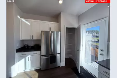 11990 SW 176th Dr, Beaverton, OR 97007 - Photo 3