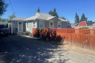 5593 B St, Springfield, OR 97478 - Photo 3