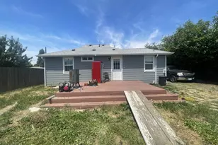 5593 B St, Springfield, OR 97478 - Photo 13