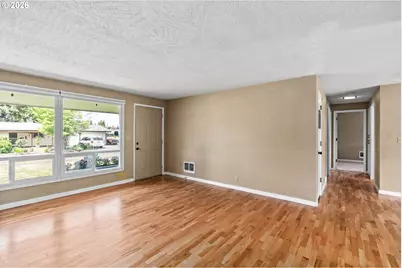 1128 S 11th St, Cottage Grove, OR 97424 - Photo 7