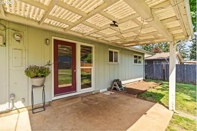 1128 S 11th St, Cottage Grove, OR 97424 - Photo 25