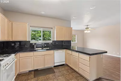 289 Santa Clara Ave, Eugene, OR 97404 - Photo 7