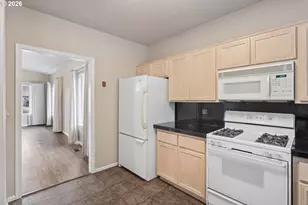 289 Santa Clara Ave, Eugene, OR 97404 - Photo 9