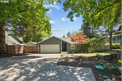 6422 SW Roundtree Ct, Portland, OR 97219 - Photo 1