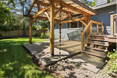 6422 SW Roundtree Ct, Portland, OR 97219 - Photo 33