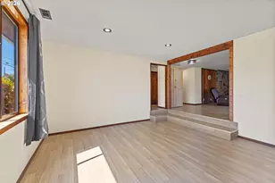 1601 Maple St, Myrtle Point, OR 97458 - Photo 7