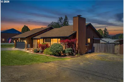 1601 Maple St, Myrtle Point, OR 97458 - Photo 1