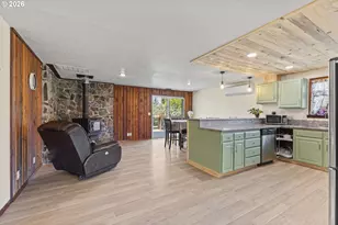 1601 Maple St, Myrtle Point, OR 97458 - Photo 11