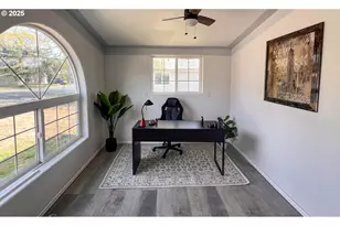 1214 NE Loper Ave, Prineville, OR 97754 - Photo 7