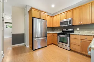 11464 SW 96th Ave, Portland, OR 97223 - Photo 9