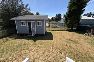 145 S 5th St, Lakeside, OR 97449 - Photo 21