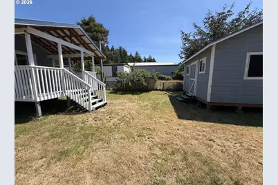 145 S 5th St, Lakeside, OR 97449 - Photo 25
