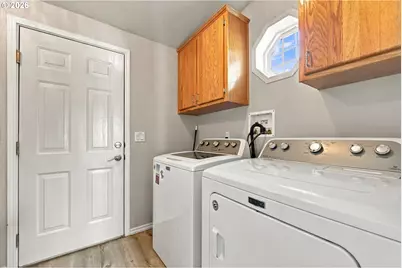 2587 Northampton, Eugene, OR 97404 - Photo 21