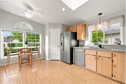2587 Northampton, Eugene, OR 97404 - Photo 9