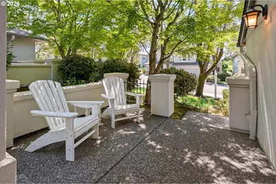 4965 Mulholland Dr, Lake Oswego, OR 97035 - Photo 3
