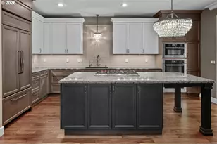 4965 Mulholland Dr, Lake Oswego, OR 97035 - Photo 11