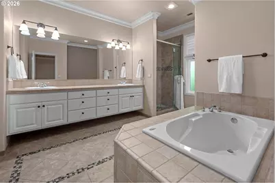 4965 Mulholland Dr, Lake Oswego, OR 97035 - Photo 33