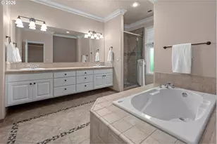 4965 Mulholland Dr, Lake Oswego, OR 97035 - Photo 33