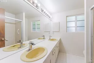 2241 Brittany St, Eugene, OR 97405 - Photo 9