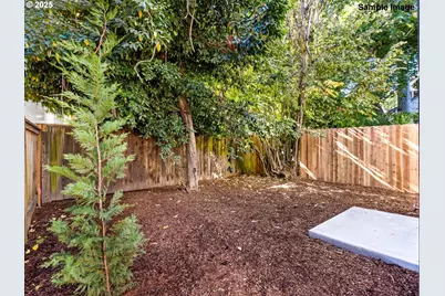 1054 SE Franklin St, Portland, OR 97202 - Photo 5