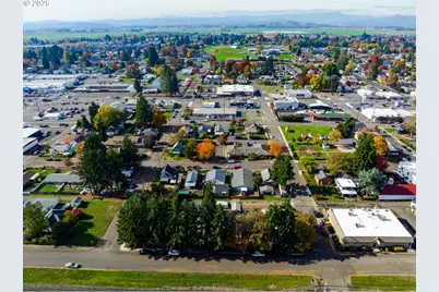 351 Front St, Junction City, OR 97448 - Photo 11