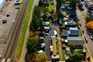 351 Front St, Junction City, OR 97448 - Photo 9