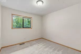 299 Cedar Ln, Longview, WA 98632 - Photo 17