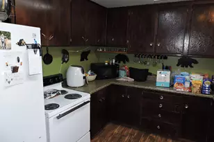 9200 SW Sagert St, Tualatin, OR 97062 - Photo 3